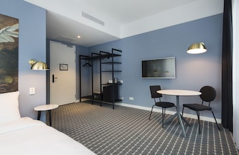 corendon urban amsterdam schiphol airport hotel