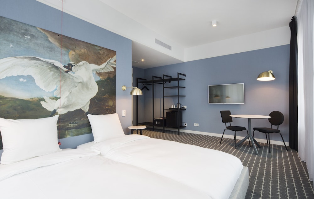 corendon urban amsterdam schiphol airport hotel