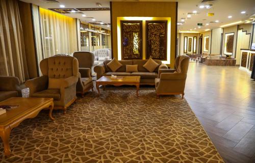 the muscat plaza hotel