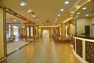 the muscat plaza hotel