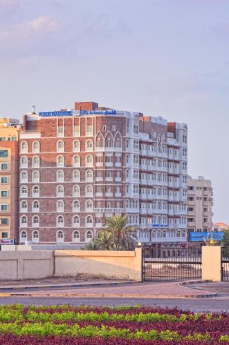 the muscat plaza hotel
