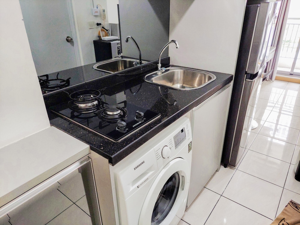 comfort studio apartment at m town residence serpong