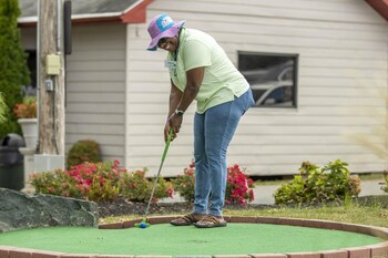 sandy cove second east family deluxe