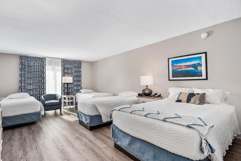 sandy cove second east family deluxe