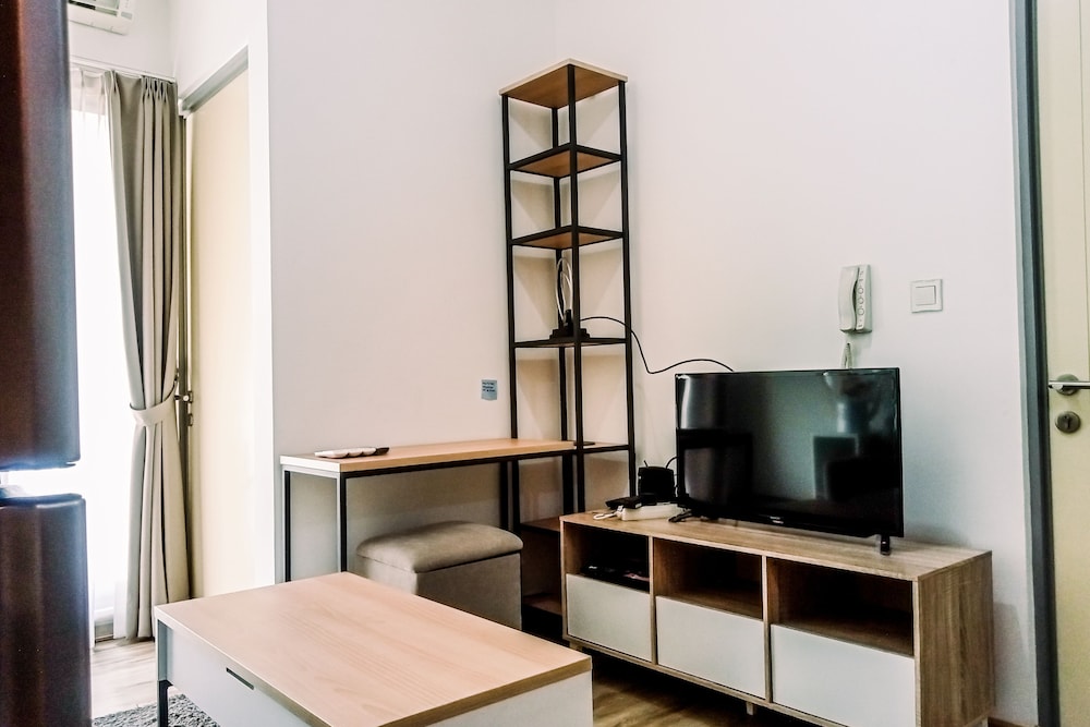 elegant 2br apartment at m town residence near summarecon mall