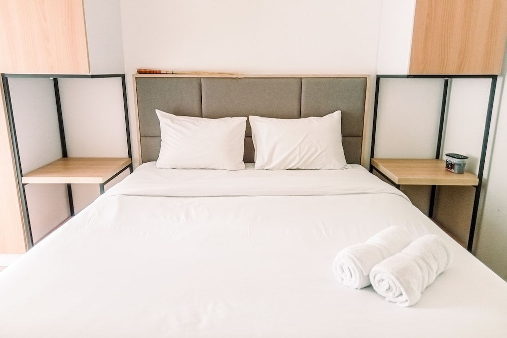 elegant 2br apartment at m town residence near summarecon mall