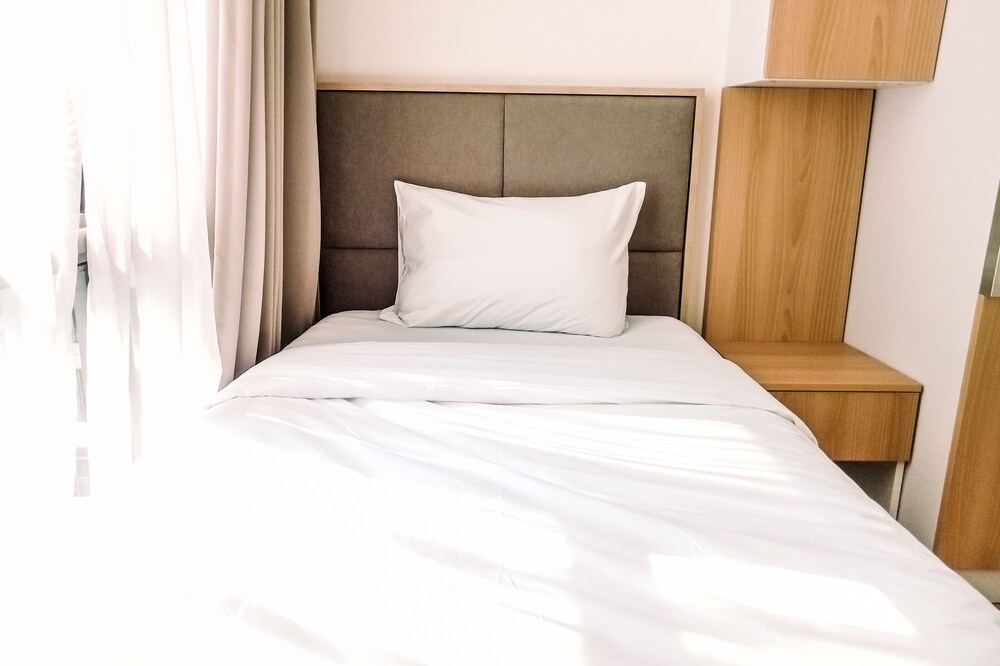 elegant 2br apartment at m town residence near summarecon mall