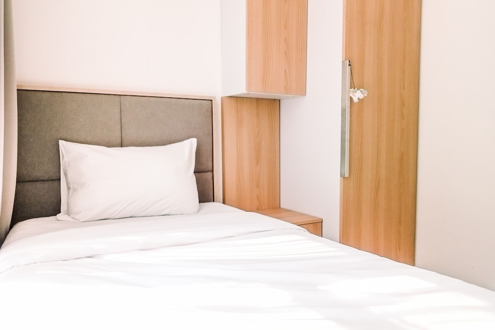 elegant 2br apartment at m town residence near summarecon mall