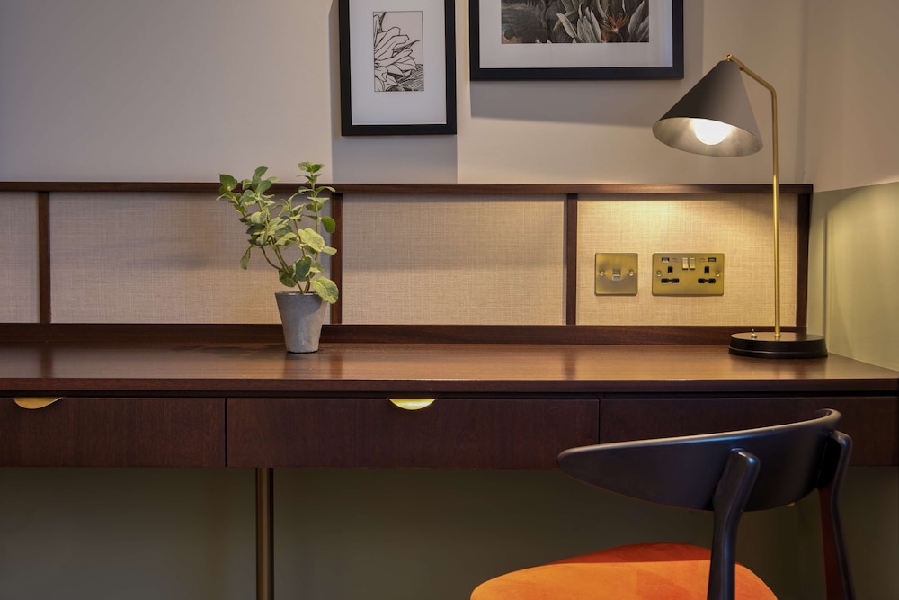 the samuel ryder hotel st albans tapestry collection hilton