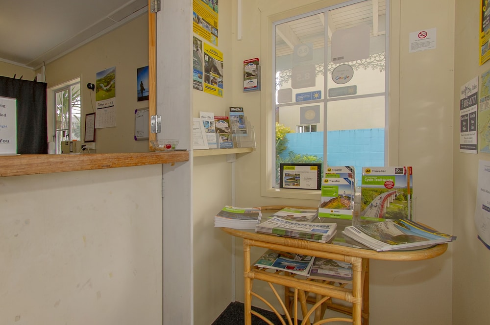 albert number 6 motel