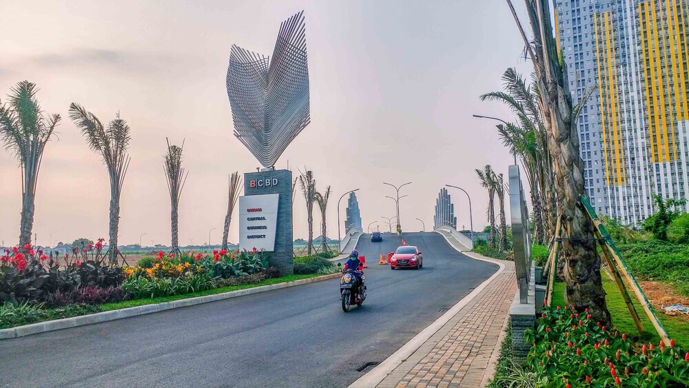 nice and cozy studio apartment at springlake summarecon bekasi