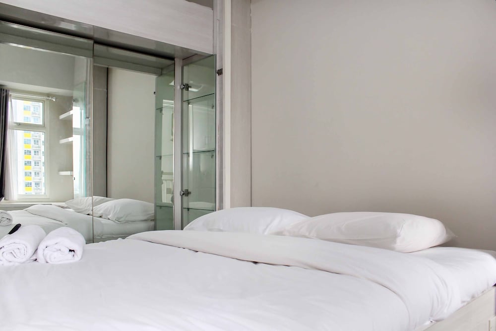 nice and cozy studio apartment at springlake summarecon bekasi