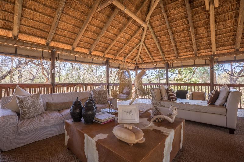 chisomo safari lodge