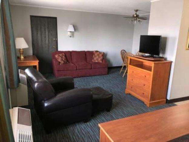 countryside inn and suites