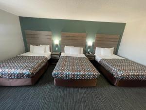 countryside inn and suites