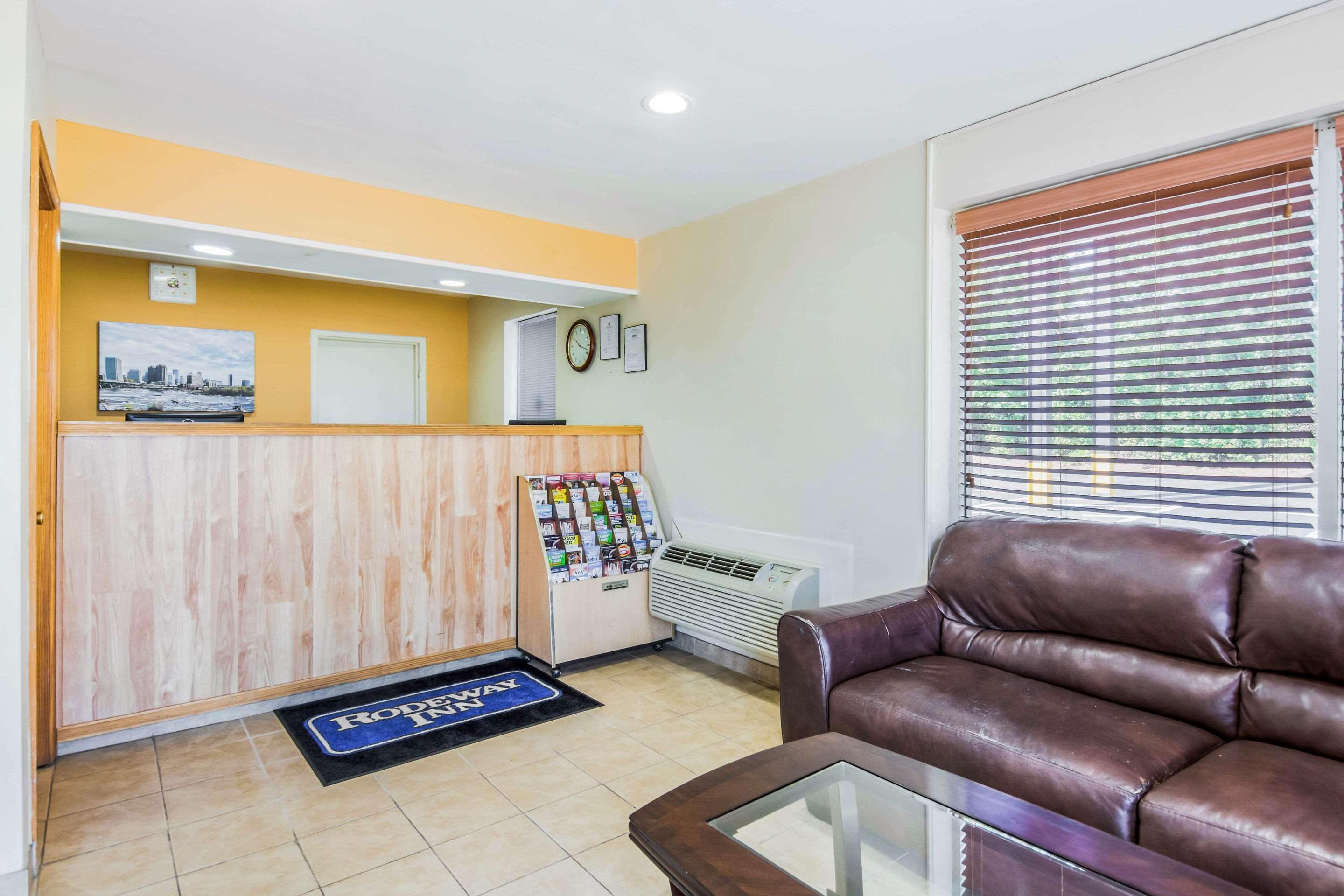 knights inn richmond at willis rd