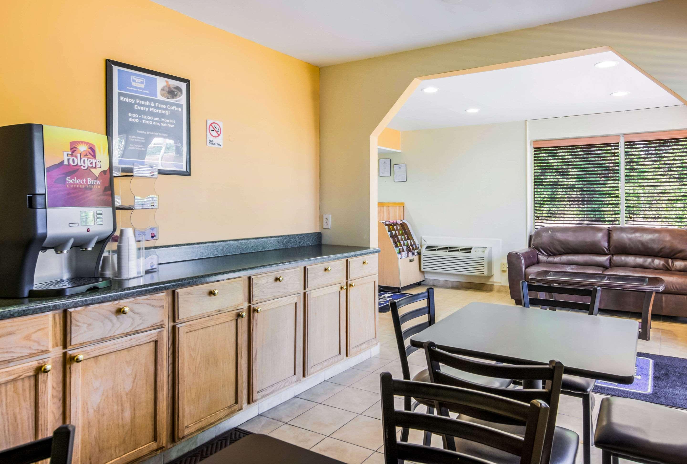 knights inn richmond at willis rd