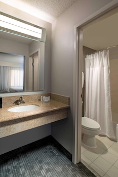 sonesta select boca raton town center