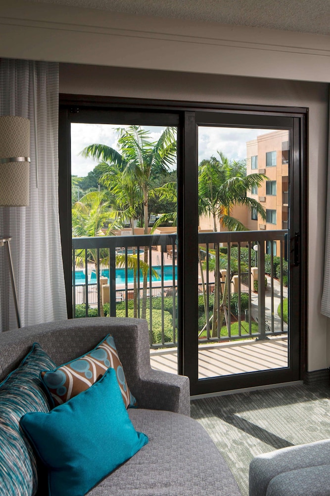 sonesta select boca raton town center