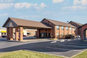 best western falcon plaza bowling green