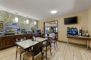 best western falcon plaza bowling green