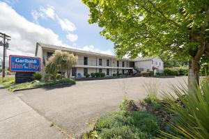 garibaldi inn at the bay