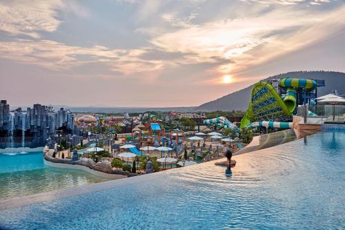landing jeju shinhwa world hotels and resorts