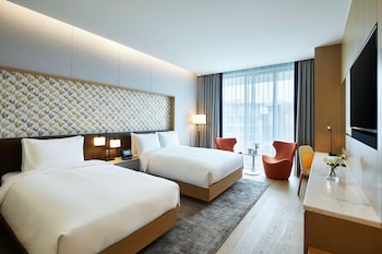 landing jeju shinhwa world hotels and resorts