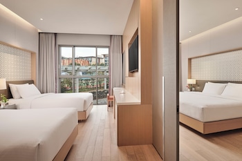 landing jeju shinhwa world hotels and resorts