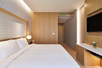 landing jeju shinhwa world hotels and resorts