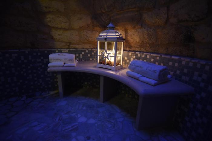 cadelli luxury suite