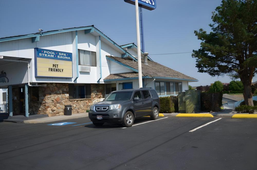 nampa inn and suites