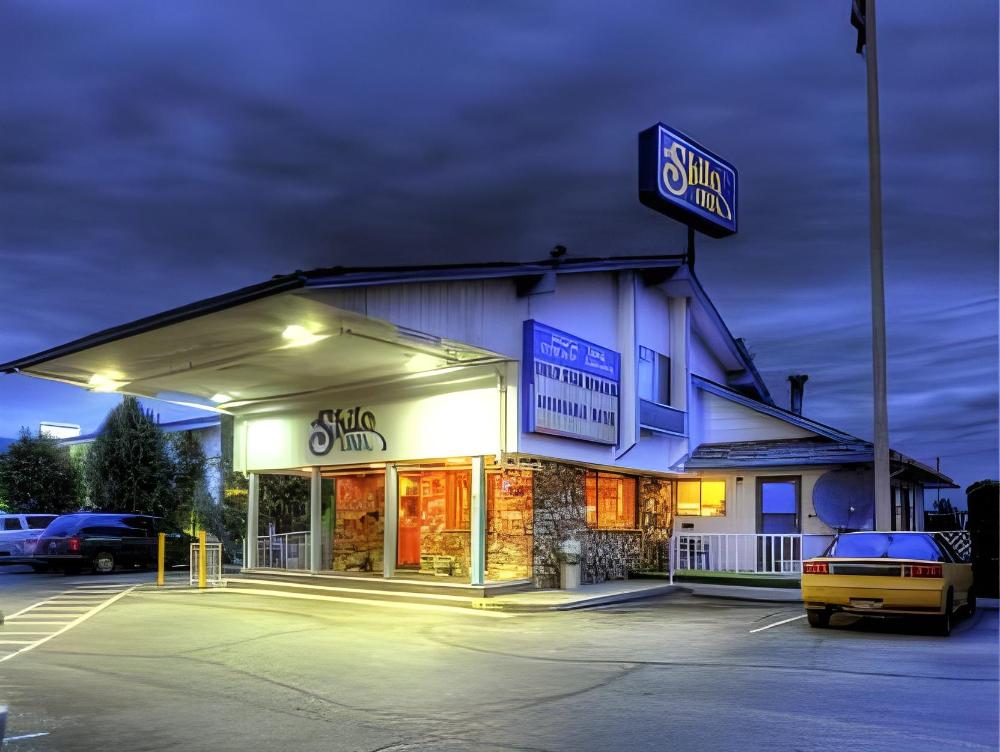 nampa inn and suites