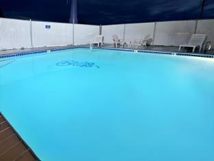 nampa inn and suites