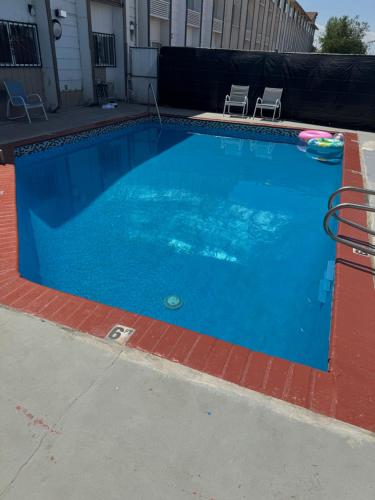 nampa inn and suites