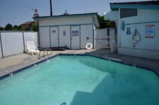 nampa inn and suites