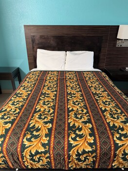 nampa inn and suites