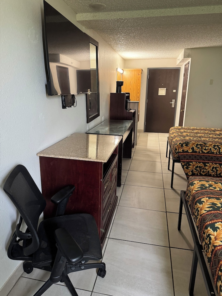 nampa inn and suites