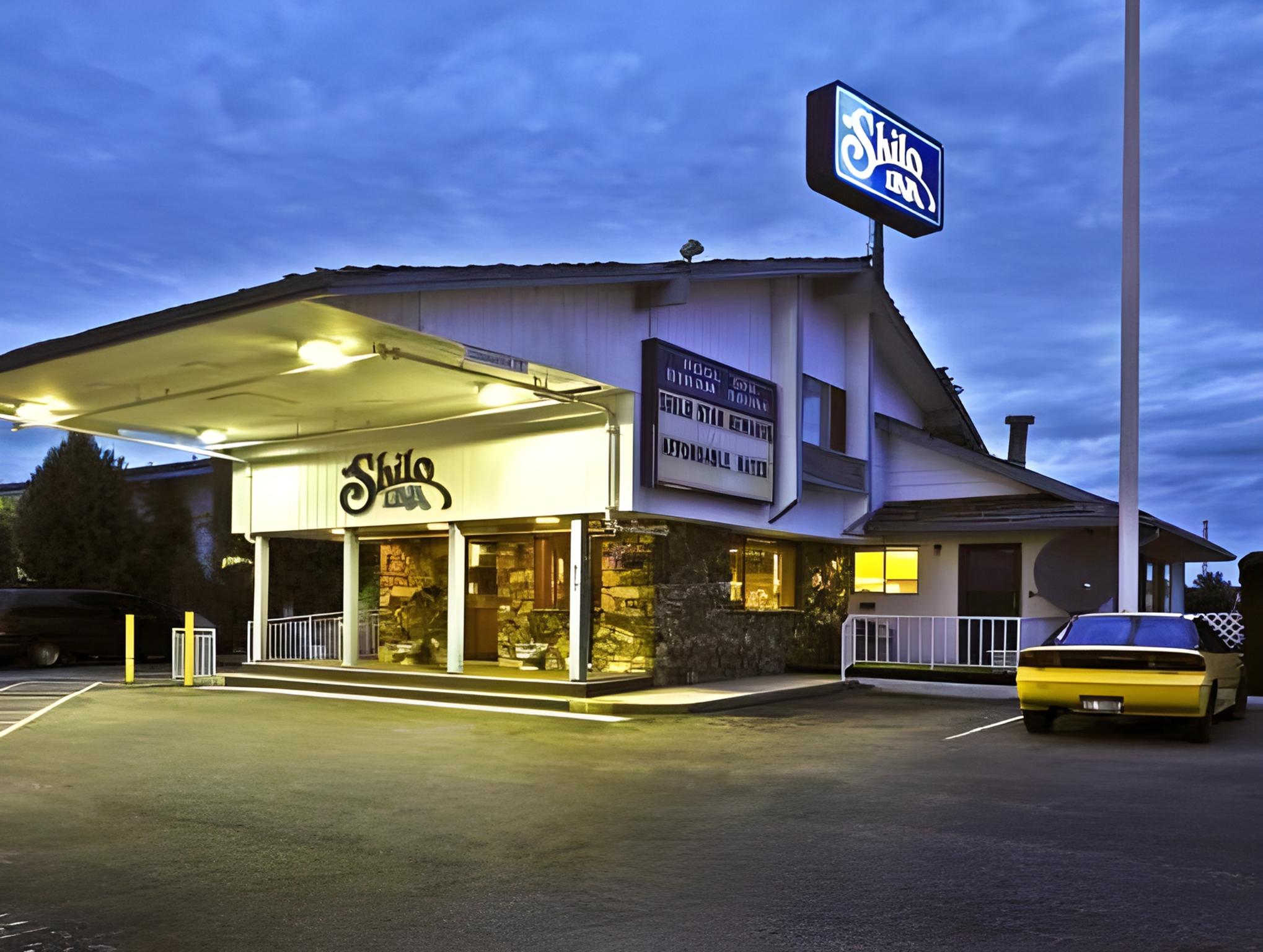 nampa inn and suites