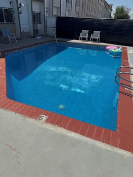 nampa inn and suites