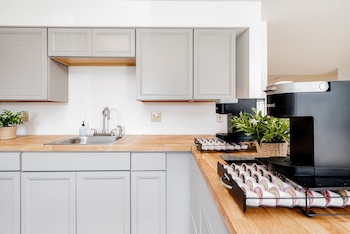 cozysuites central west end