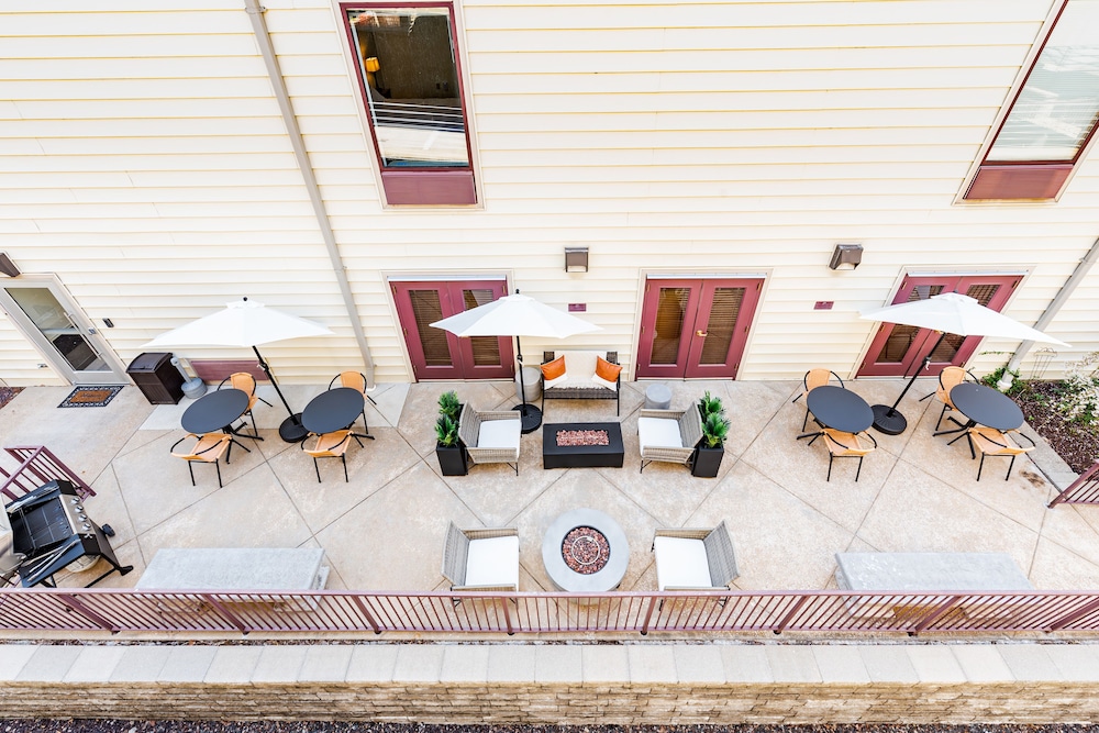 cozysuites central west end