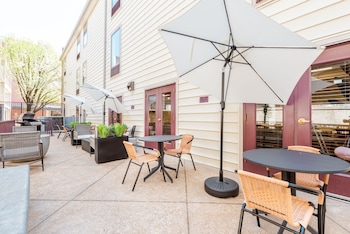 cozysuites central west end