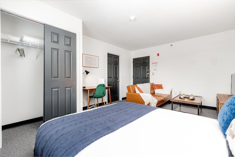 cozysuites central west end