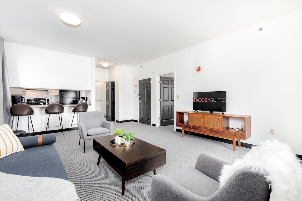 cozysuites central west end