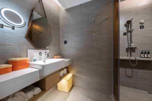 atour hotel foshan shunde oct happy coast
