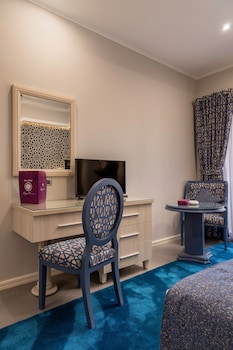 royal day plaza hotel