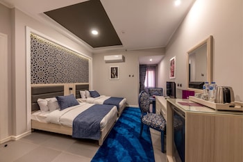 royal day plaza hotel