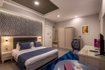 royal day plaza hotel