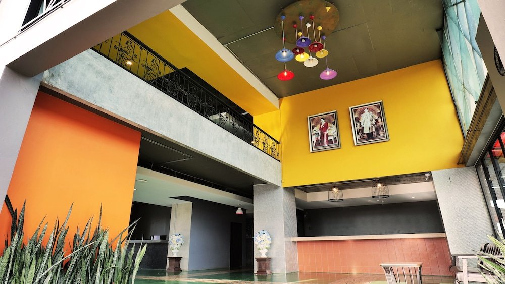 b2 chiang rai phahonyothin boutique and budget hotel